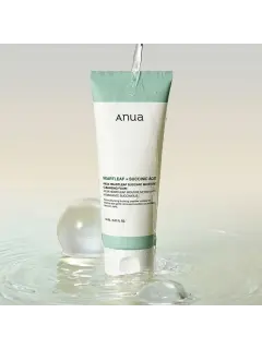 Anua-Heartleaf-Succinic-Moisture-Cleansing-Foam 2.webp