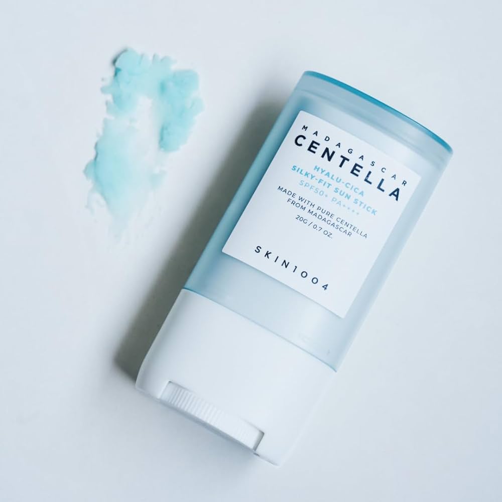 Hyalu Cica Silky-Fit Sun Stick SPF50+PA++++ Skin1004 - Imagen 3