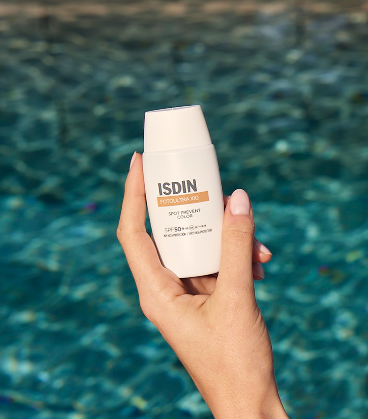 Fotoultra 100 Spot Prevent Color SPF 50+ Isdin - Imagen 2