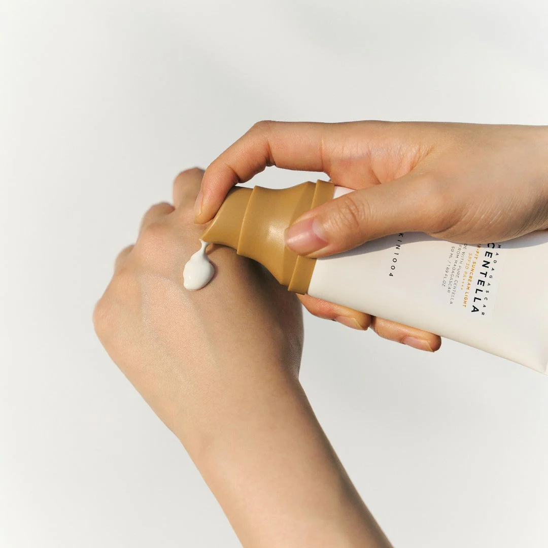 Centella Air-Fit Suncream Light SPF30 PA Skin1004 - Imagen 2