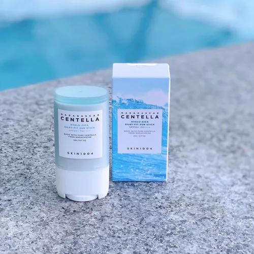 Hyalu Cica Silky-Fit Sun Stick SPF50+PA++++ Skin1004 - Imagen 4