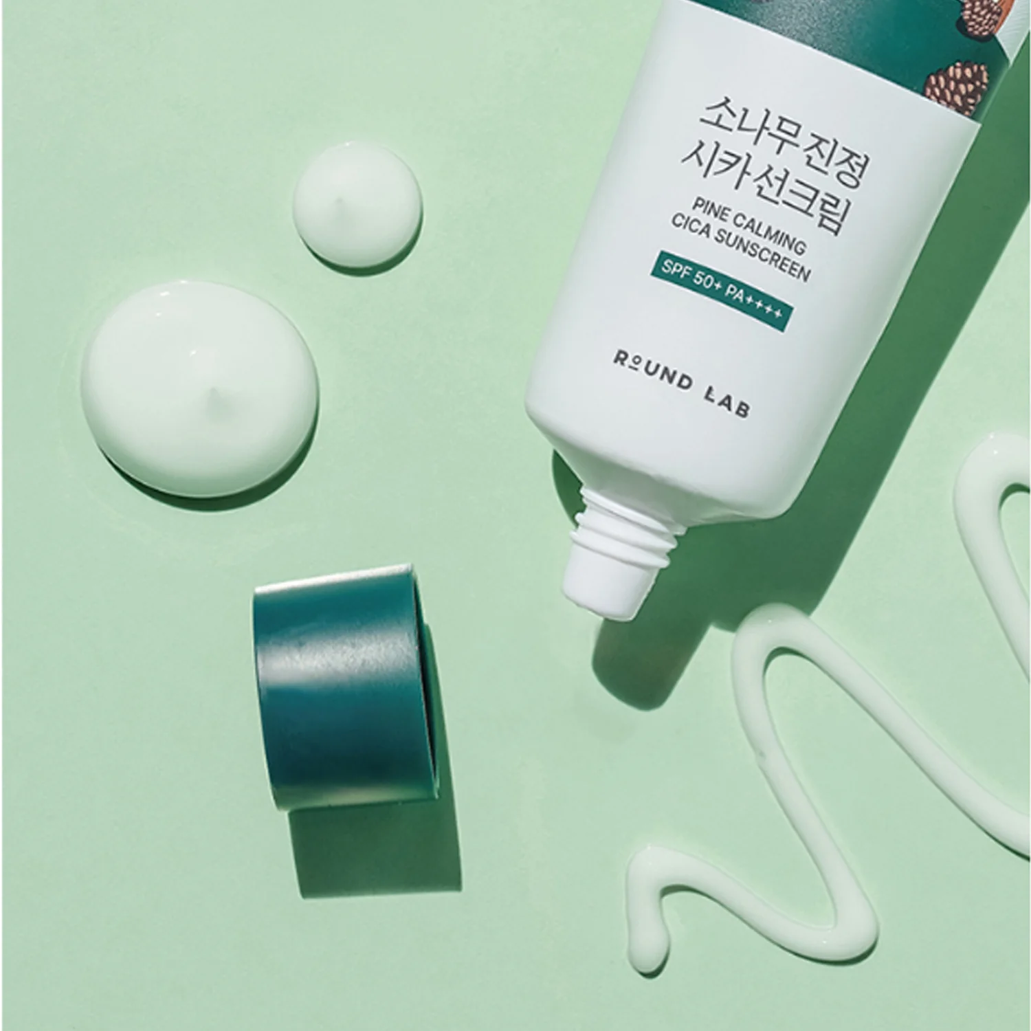 Pine Calming Cica Sunscreen Round Lab - Imagen 3